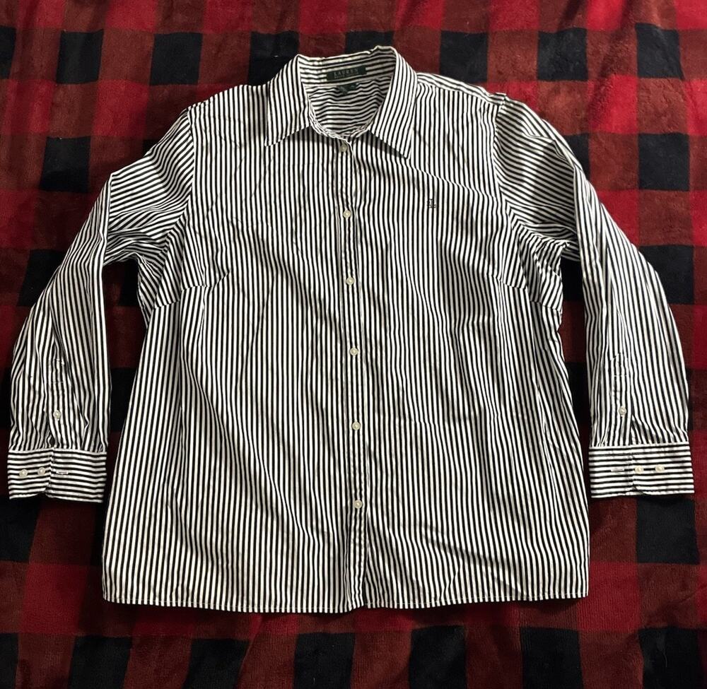 Lauren Ralph Lauren Women's Black/White Striped Long Sleeve Button-Down Shirt 2X